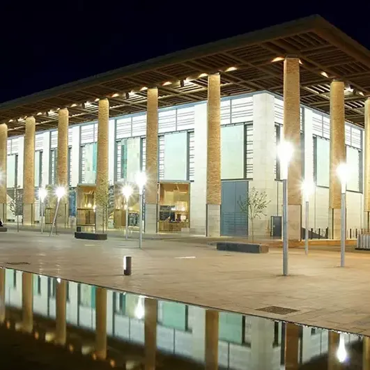Auditorio Zgz exterior noche 2