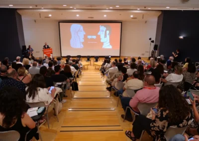 Bienvenida & Mesa Mapa Festivales