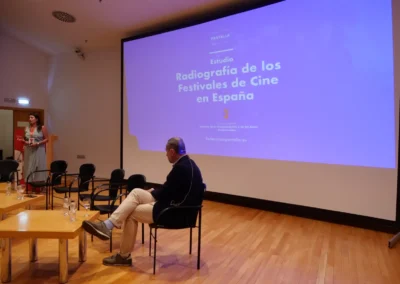 Bienvenida & Mesa Mapa Festivales