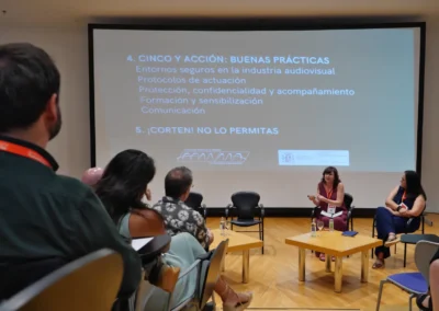 Mesa Mujeres & Corten